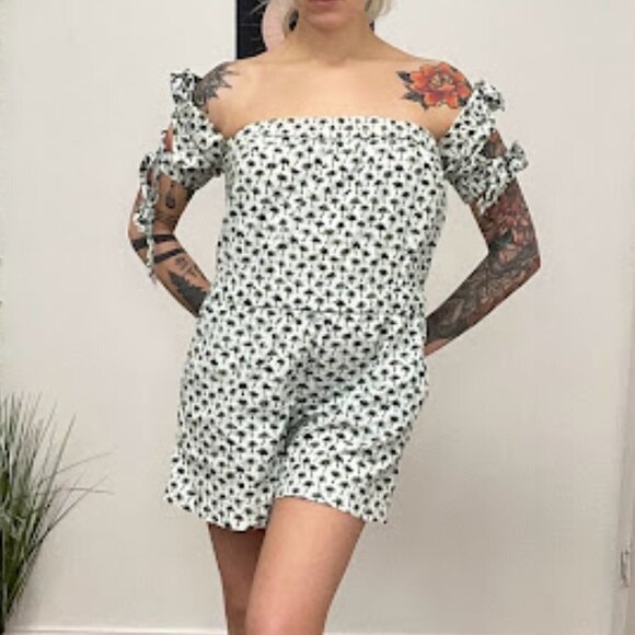 Milly Off the Shoulder Palm Tree Zoey Romper Elastic Waist Size 0 Green/White - Picture 6 of 12